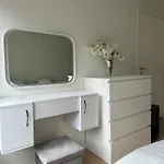 Apartment Deluxe 2 Bedroom With View And Underground Garage