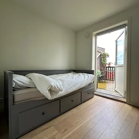 Deluxe 2 Bedroom With View And Underground Garage Lägenhet *