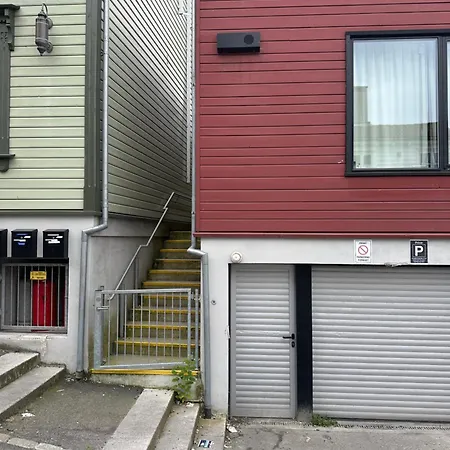 Deluxe 2 Bedroom With View And Underground Garage Apartman *