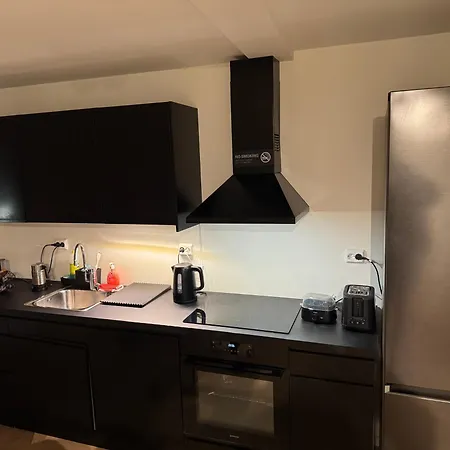 Deluxe 2 Bedroom With View And Underground Garage Apartmán *